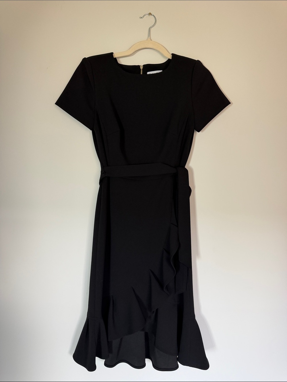 Calvin Klein Black Short-Sleeve Midi Dress with Ruffle Hem size 2